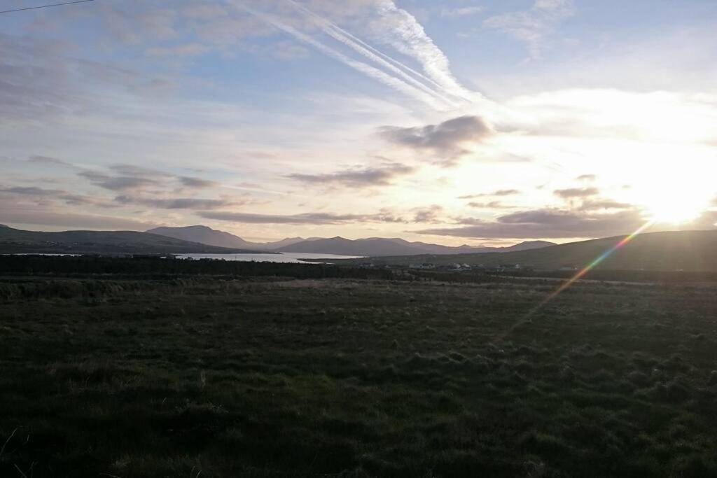 Skellig View Bluebell Rose & The Kerry Cliffs Apartment Portmagee Exterior foto